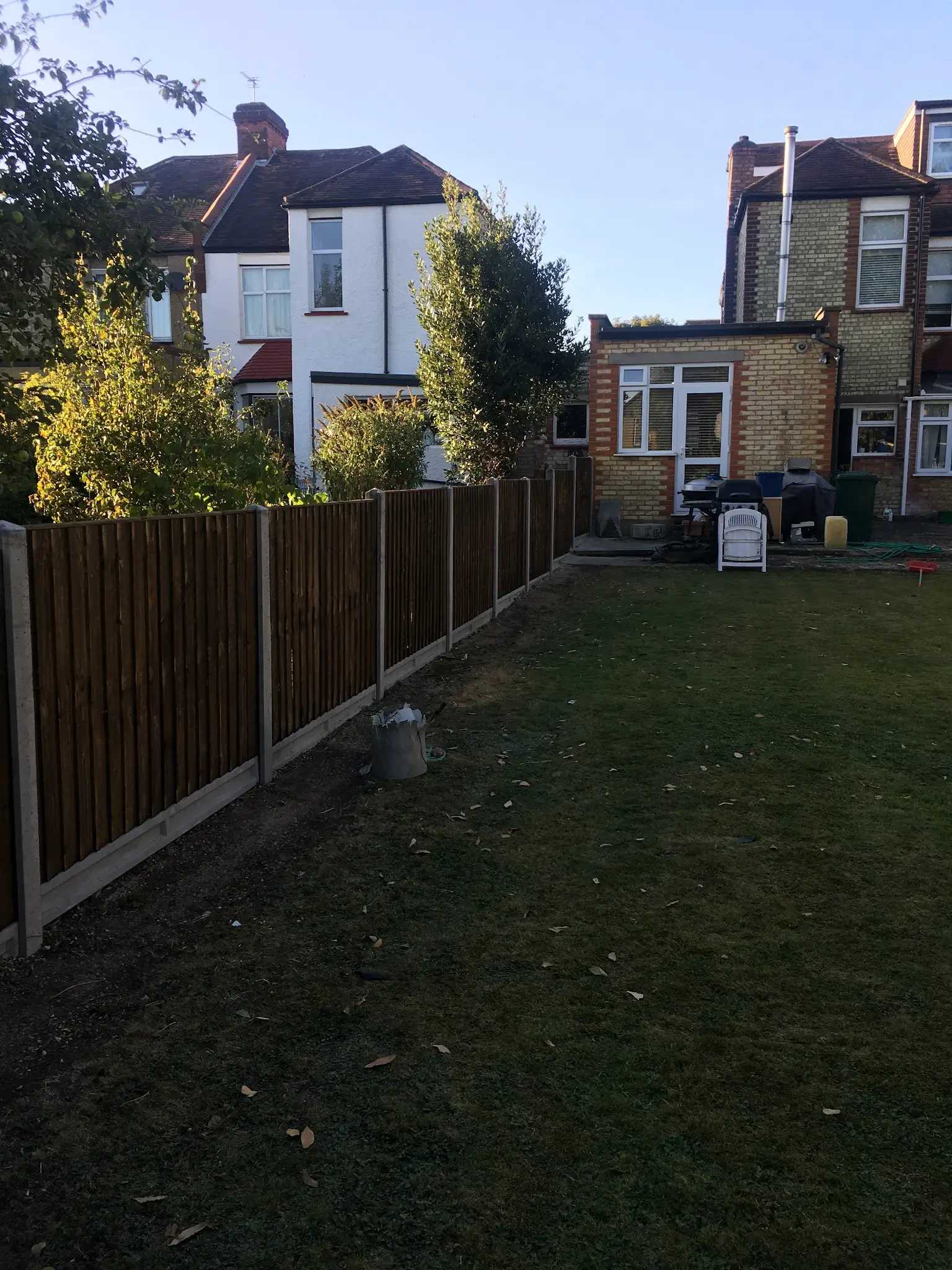 fencing-contractor-in-watford-hertfordshire-07